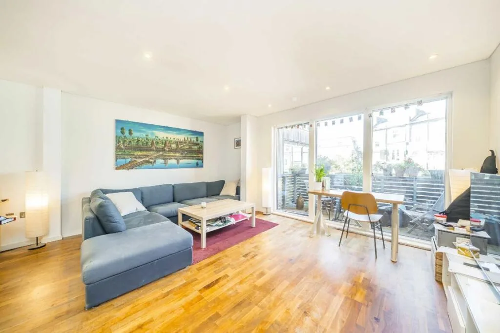 2 bedroom flat for rent