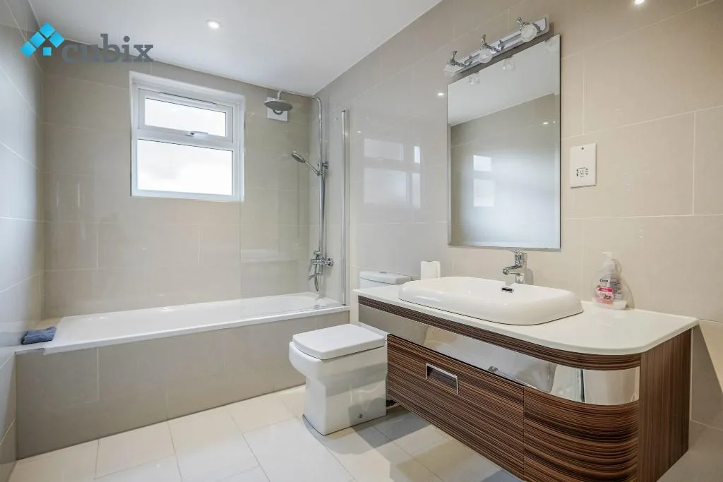 3 bedroom ground floor flat for rent