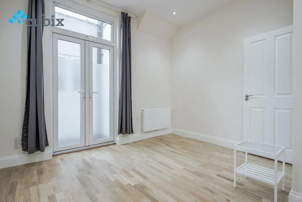 3 bedroom ground floor flat for rent