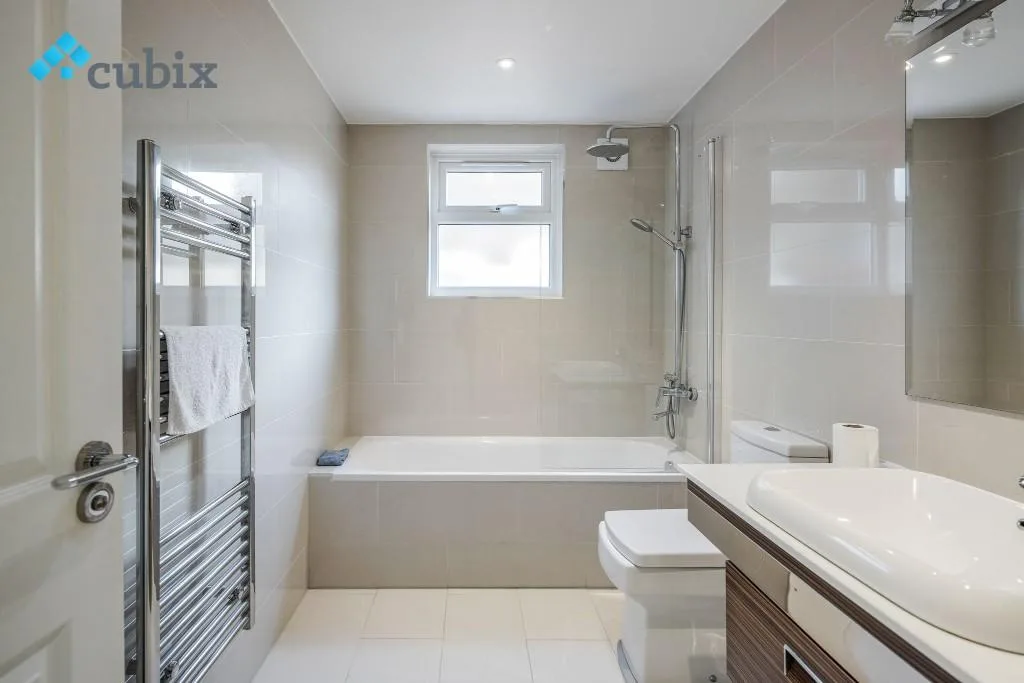 3 bedroom ground floor flat for rent