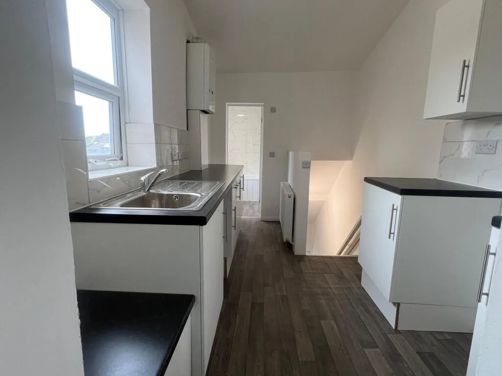 3 bedroom flat for rent