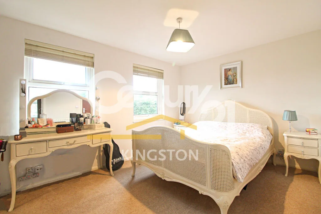 4 bedroom detached house for rent
