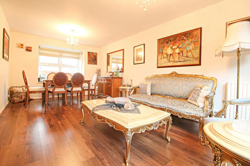 4 bedroom detached house for rent