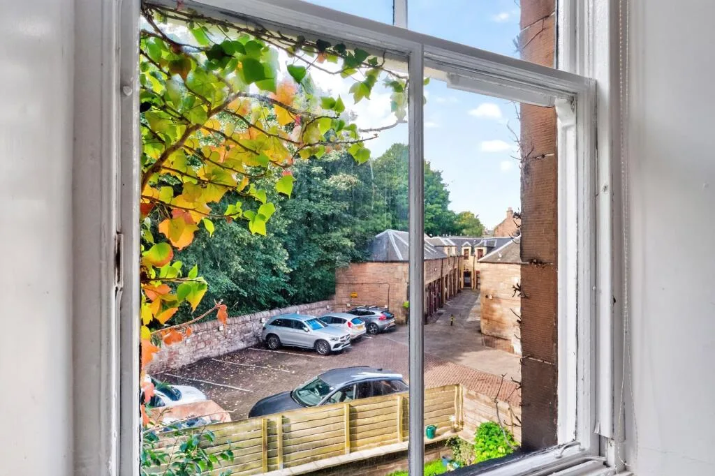 4 bedroom apartment for rent