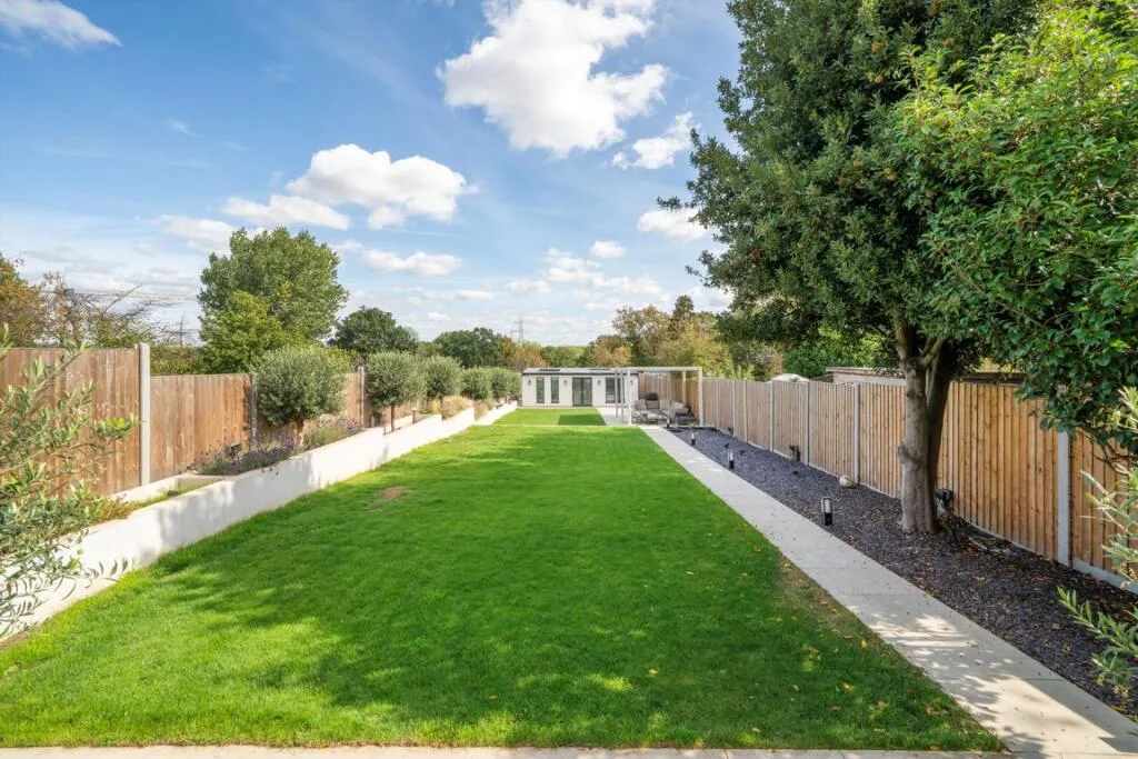 4 bedroom house for rent