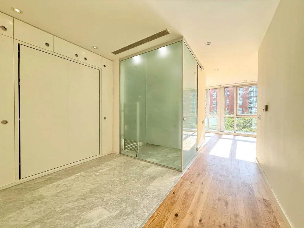 Studio flat for rent