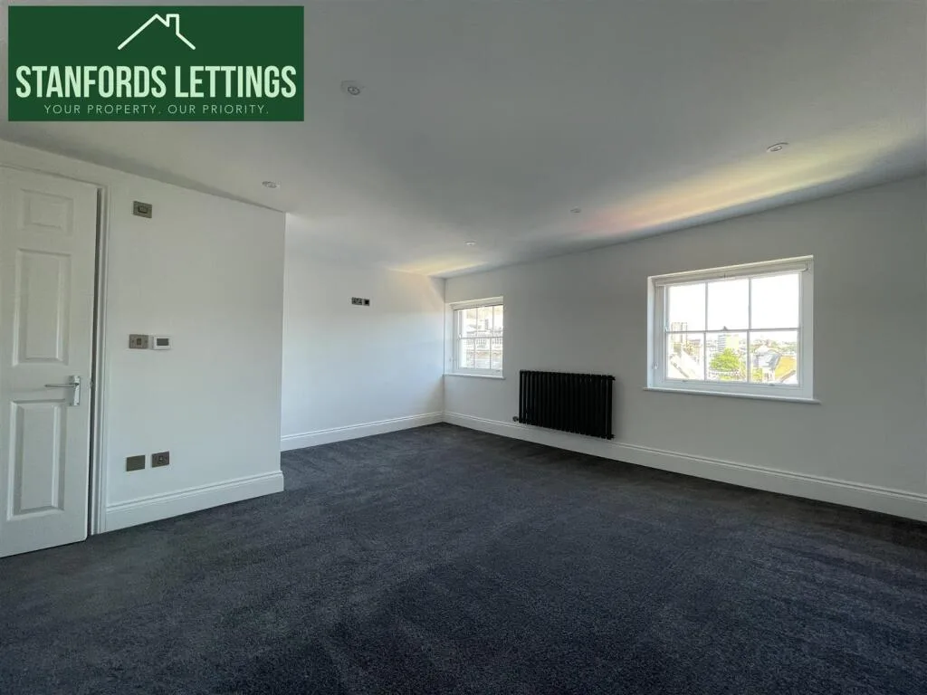3 bedroom penthouse for rent