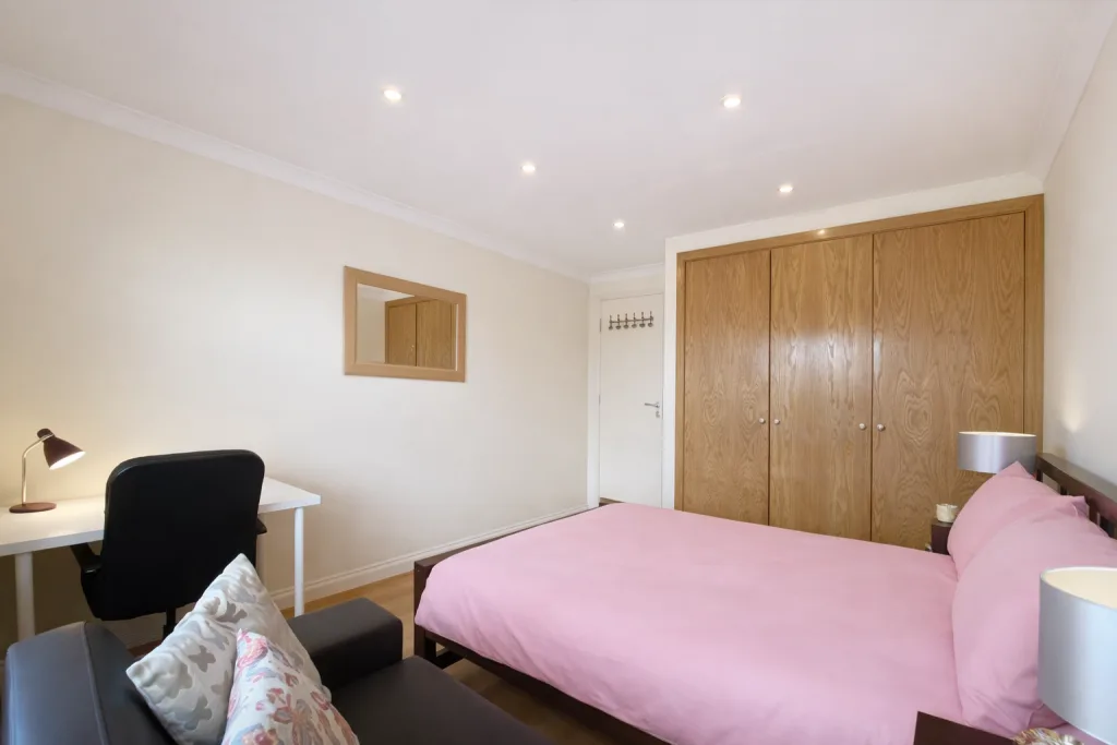 2 bedroom flat for rent