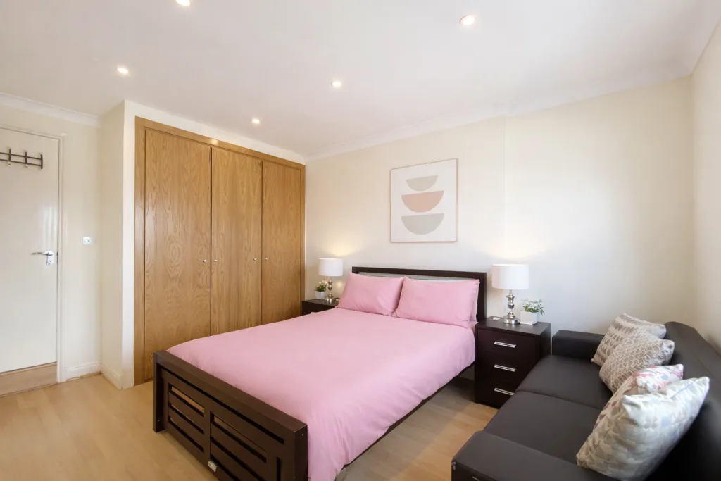 2 bedroom flat for rent