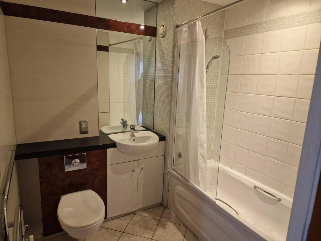 3 bedroom flat for rent