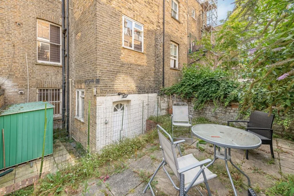 2 bedroom flat for rent