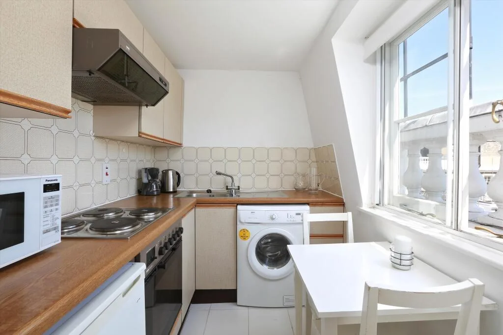 Studio flat for rent