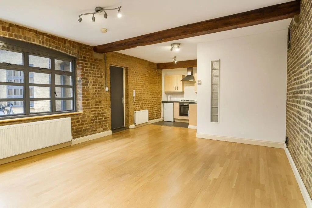 1 bedroom ground floor flat for rent