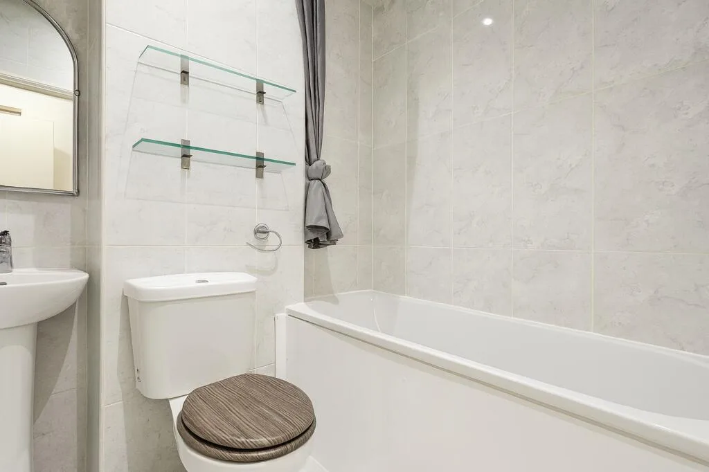 1 bedroom ground floor flat for rent