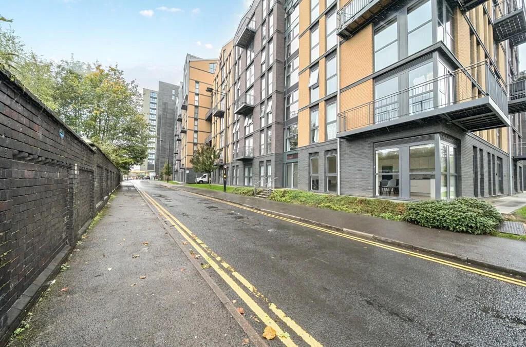 1 bedroom ground floor flat for rent