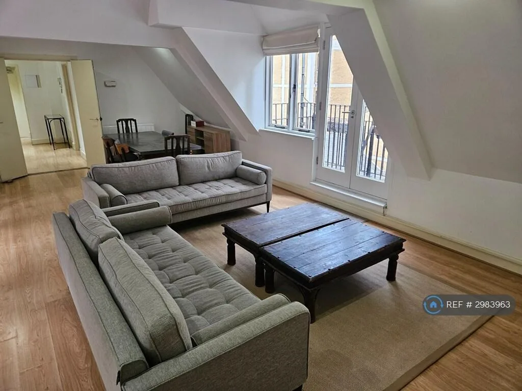 2 bedroom penthouse for rent