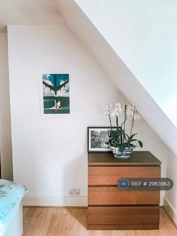2 bedroom penthouse for rent