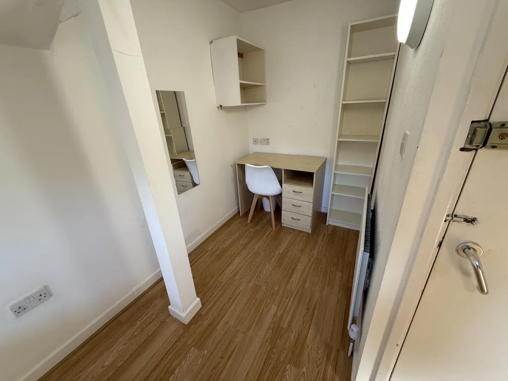 1 bedroom house for rent