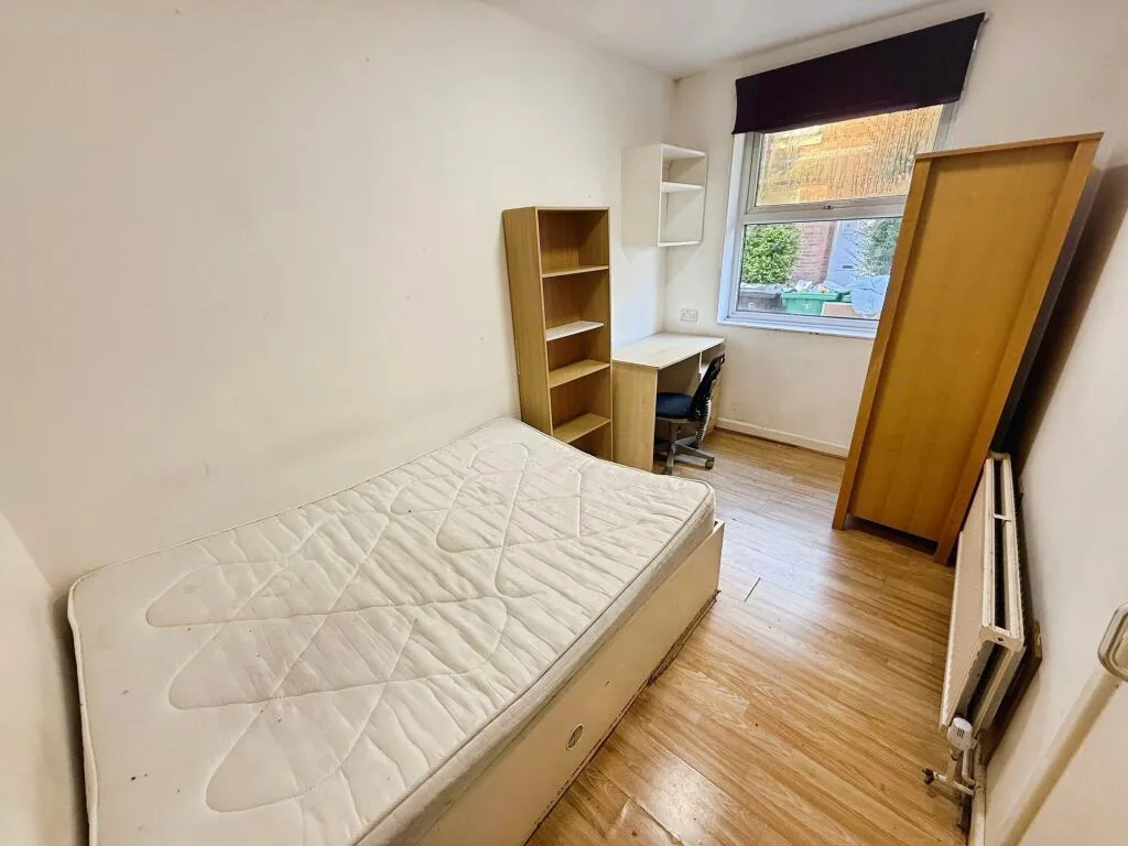 1 bedroom house for rent