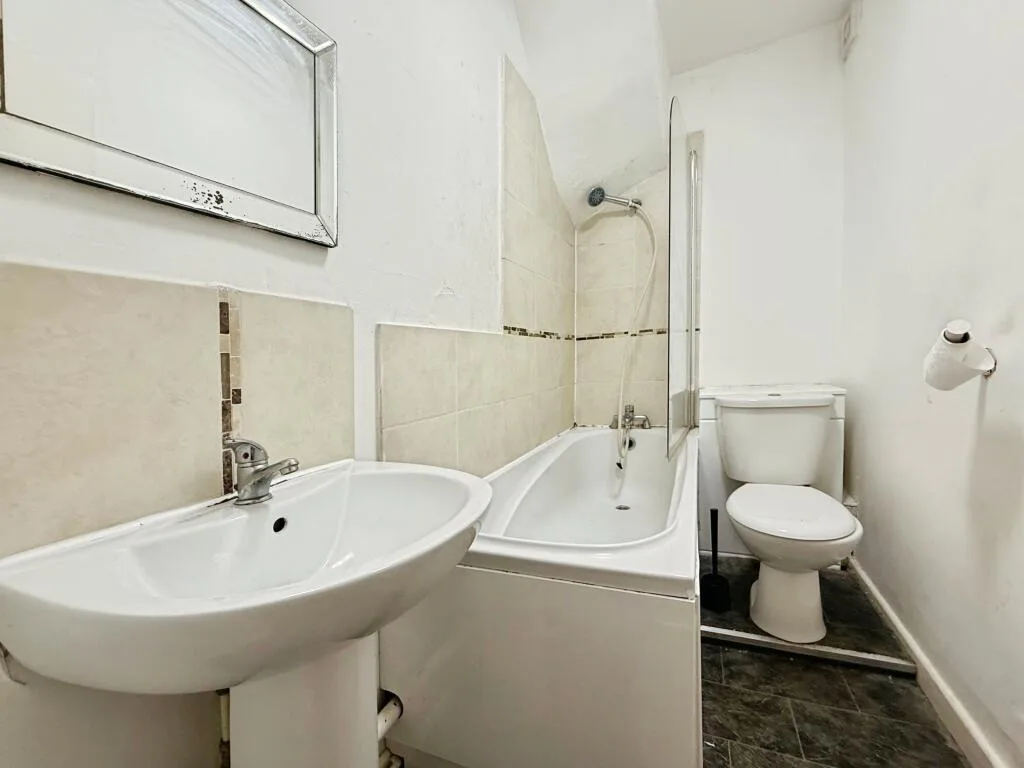 1 bedroom house for rent