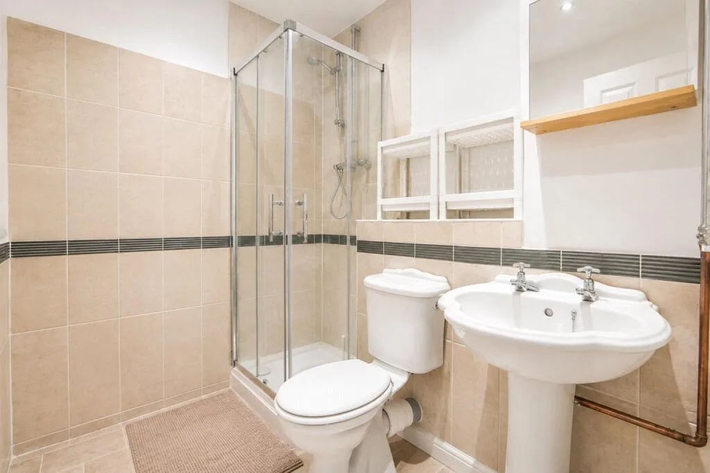 4 bedroom terraced house for rent