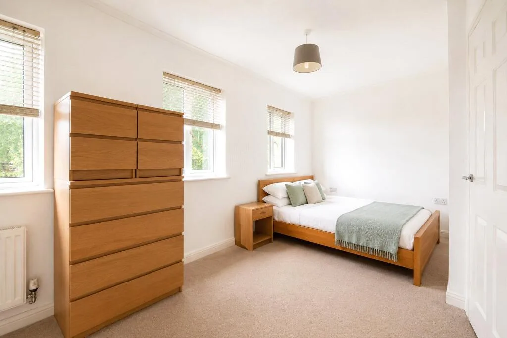 4 bedroom terraced house for rent