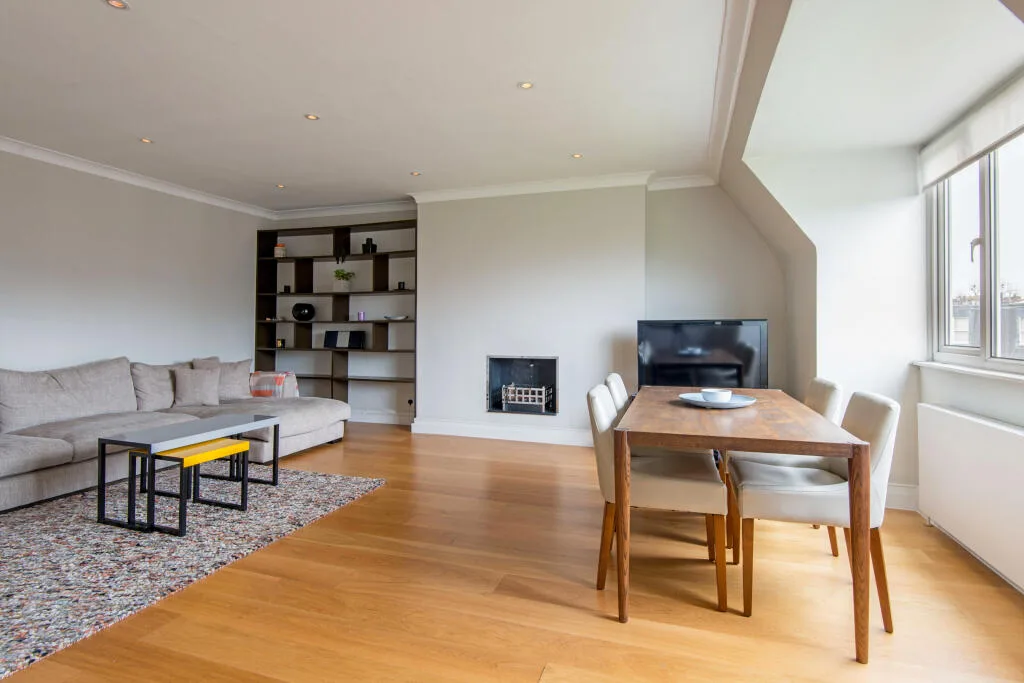 2 bedroom apartment for rent