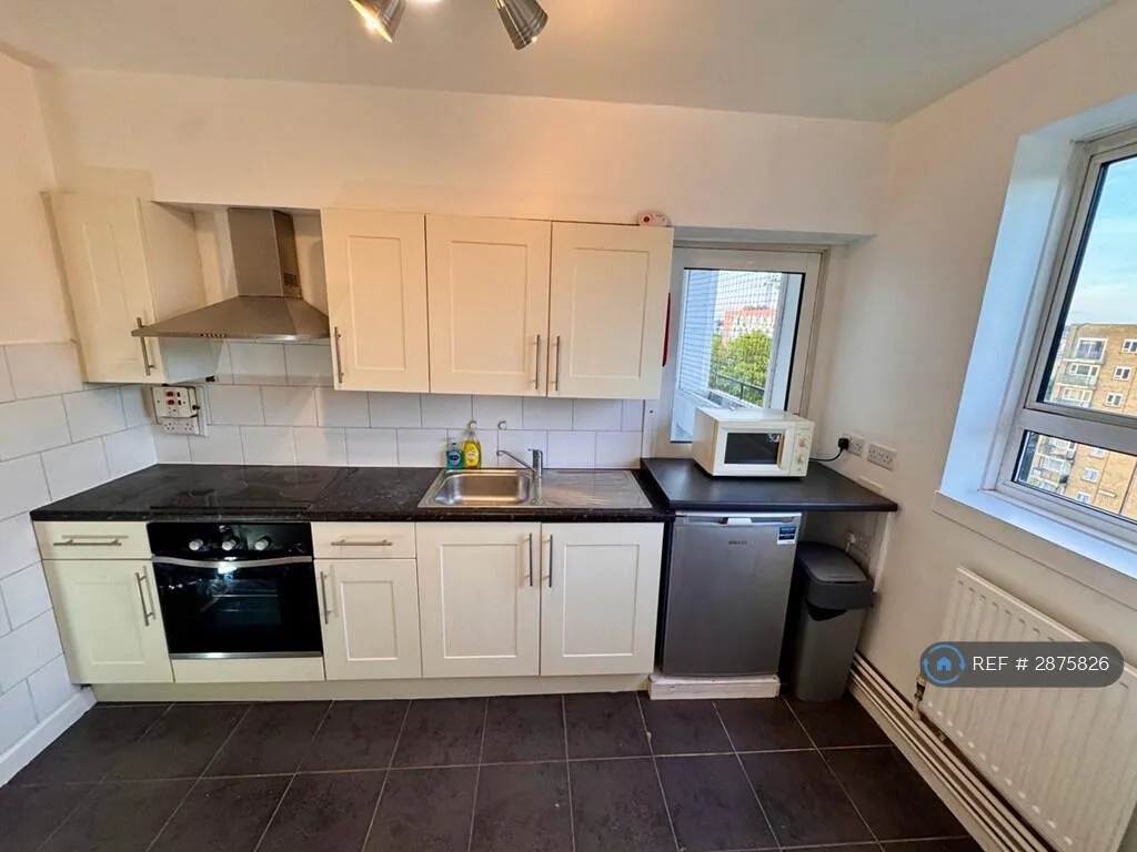 4 bedroom flat for rent