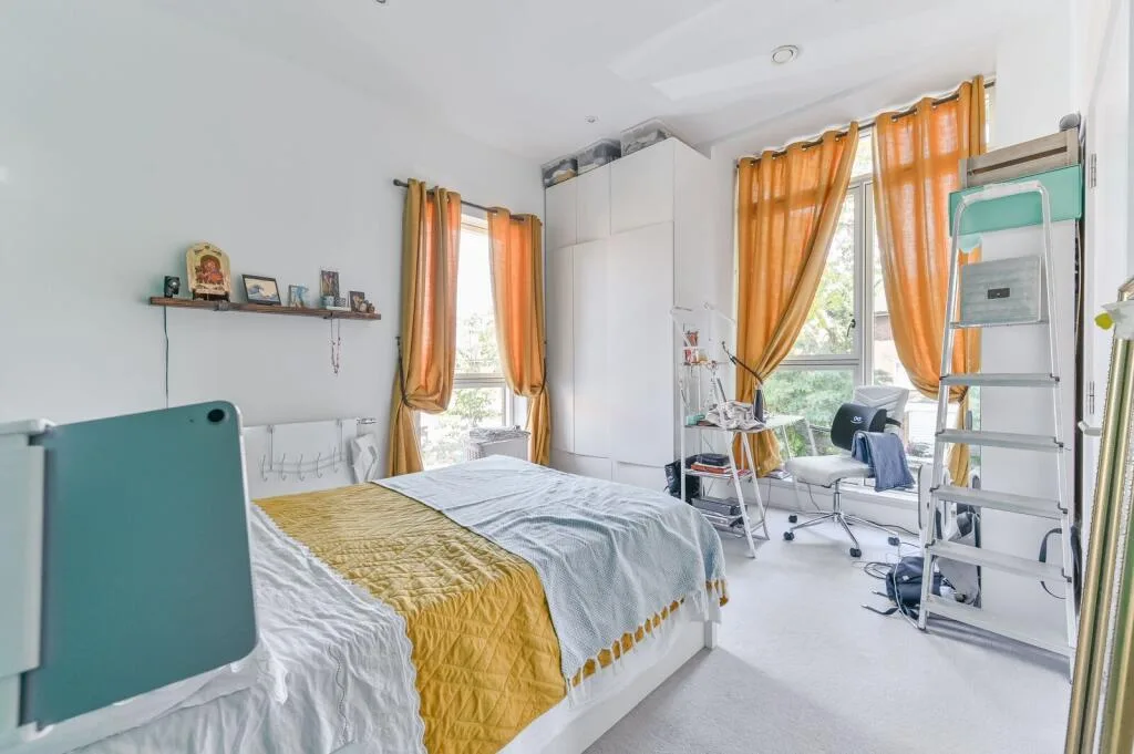 3 bedroom semi-detached house for rent