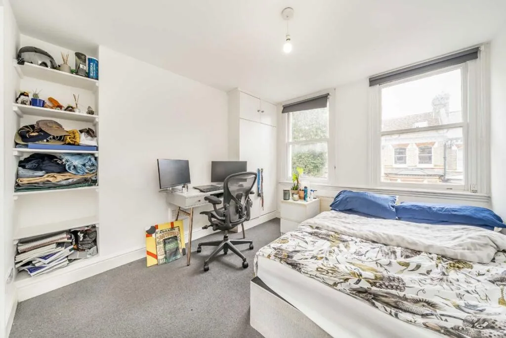 3 bedroom flat for rent