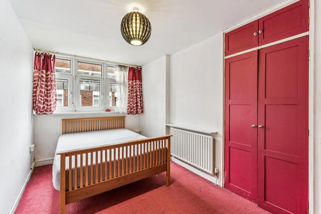 3 bedroom maisonette for rent