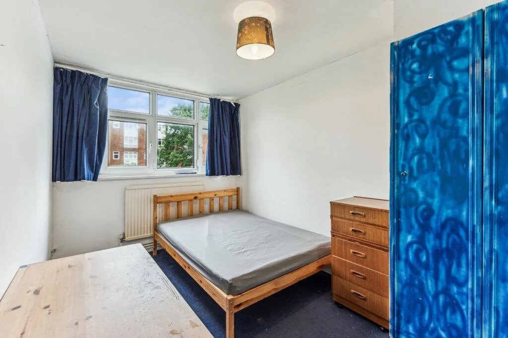 3 bedroom maisonette for rent