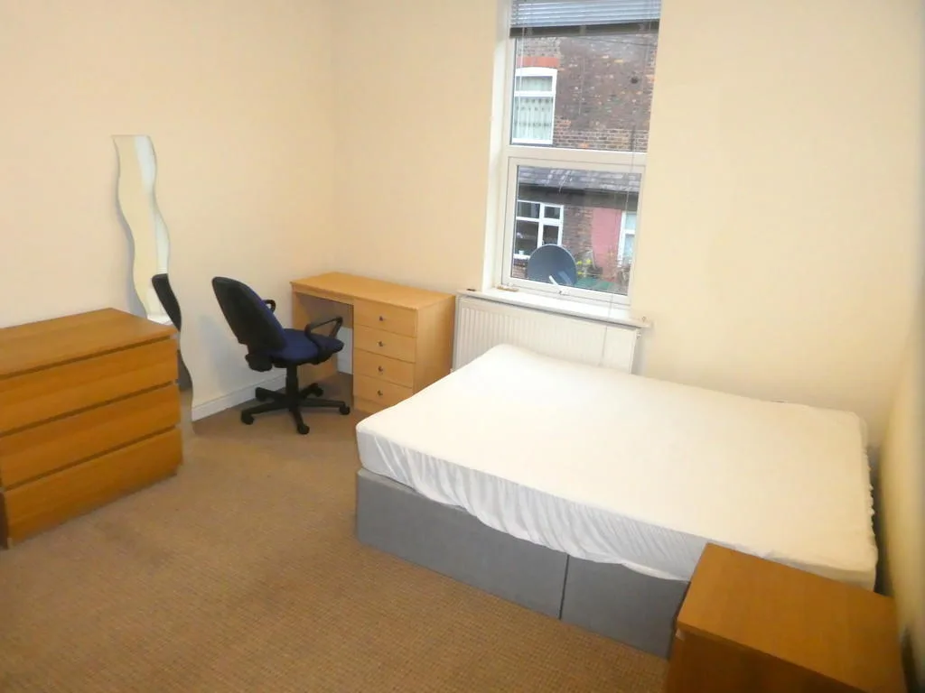 4 bedroom terraced house for rent