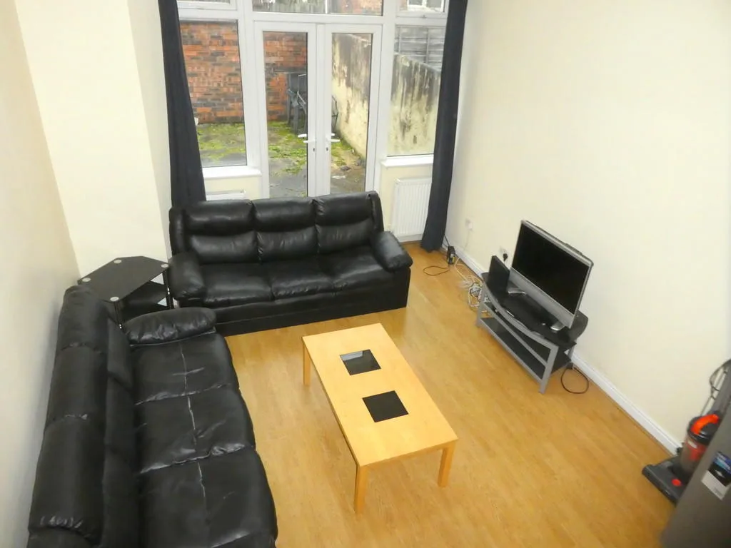 4 bedroom terraced house for rent