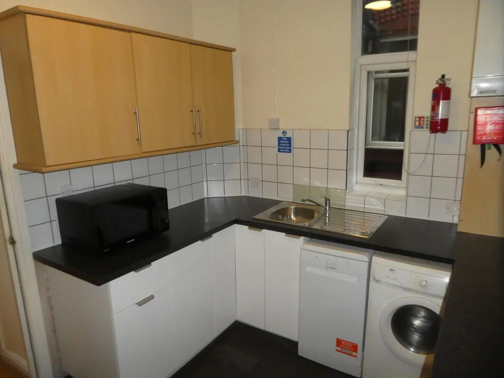 4 bedroom terraced house for rent