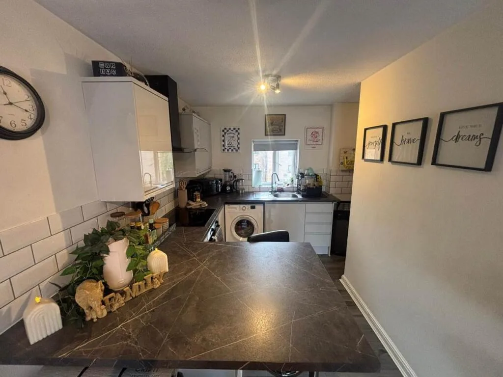 2 bedroom flat for rent