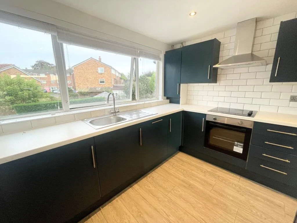 3 bedroom flat for rent