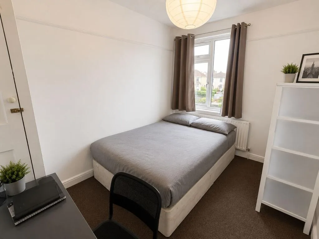 4 bedroom semi-detached house for rent