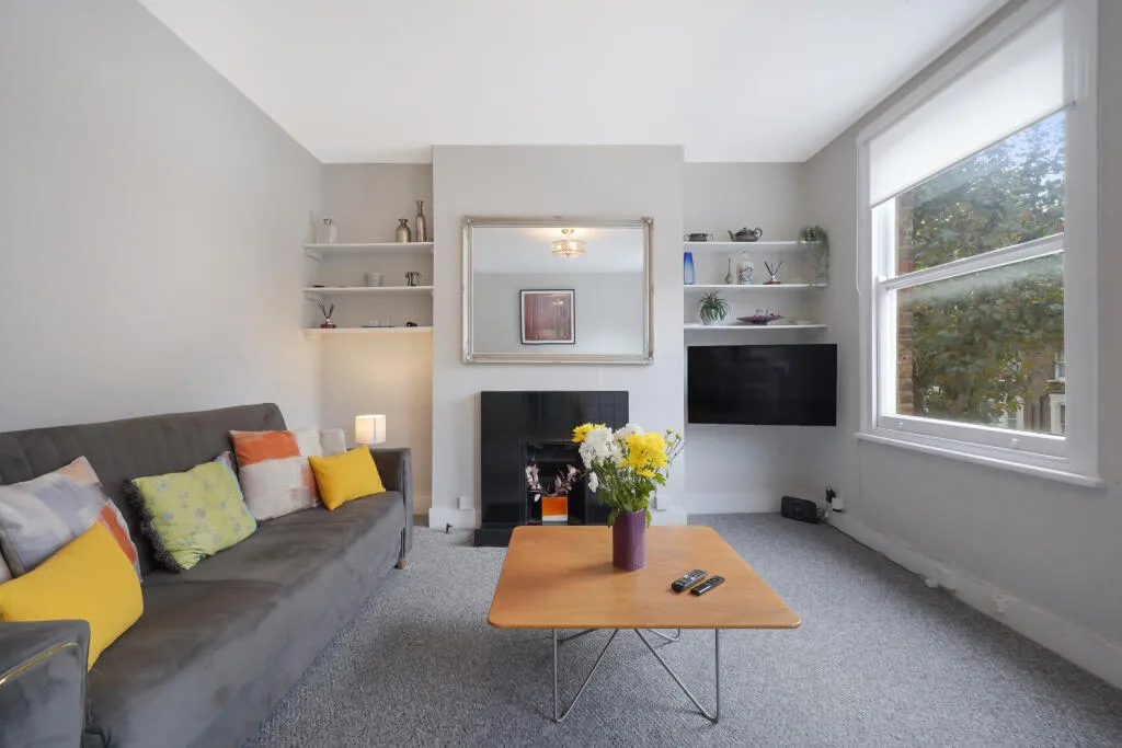 1 bedroom duplex for rent