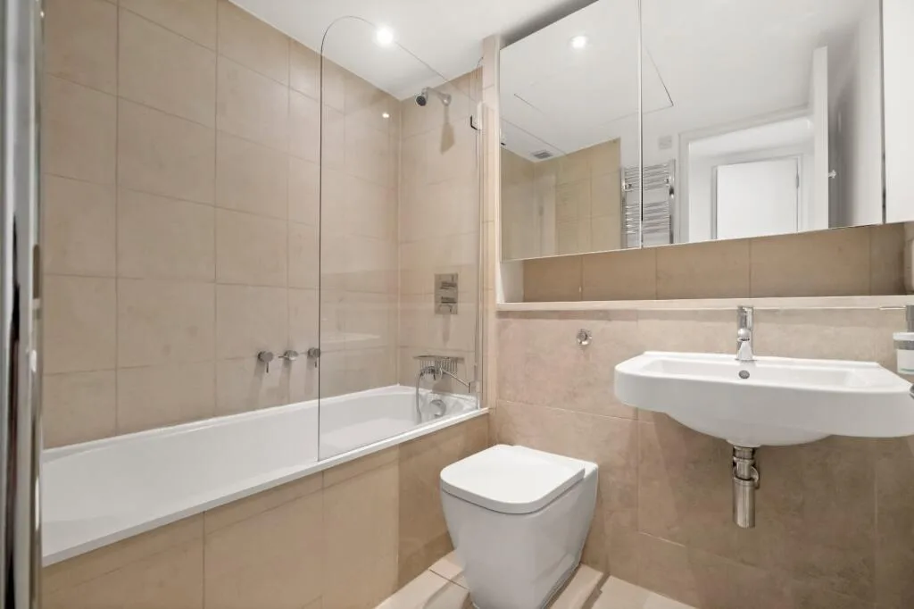 3 bedroom flat for rent