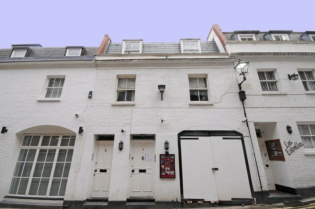Studio flat for rent