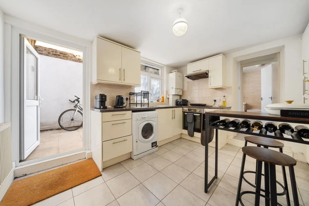 1 bedroom flat for rent