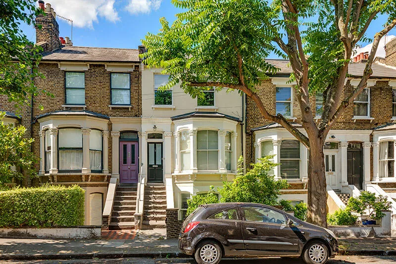 3 bedroom flat for rent