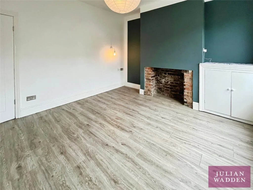 2 bedroom terraced house for rent