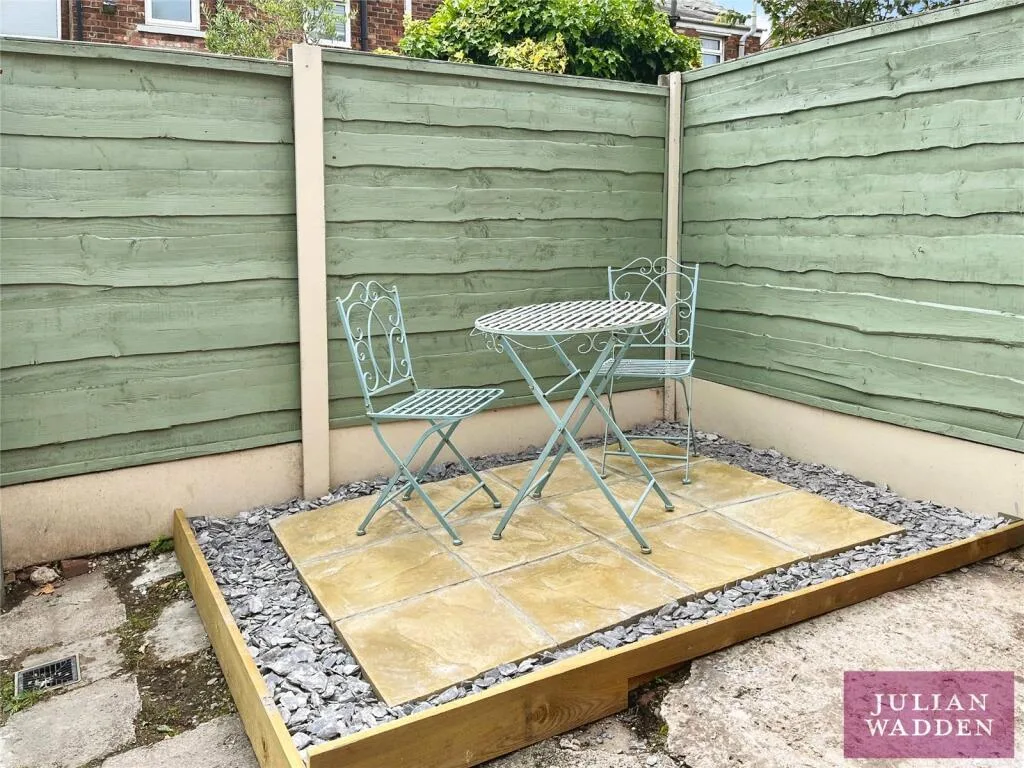 2 bedroom terraced house for rent