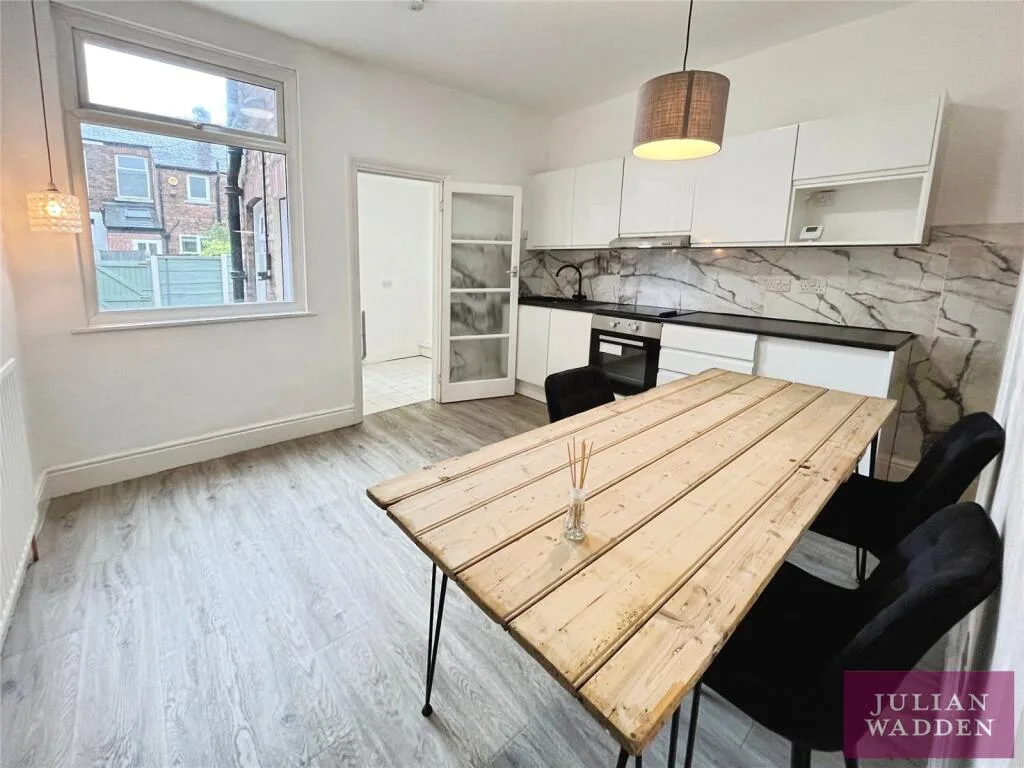 2 bedroom terraced house for rent