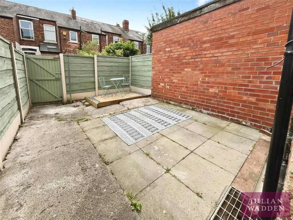 2 bedroom terraced house for rent