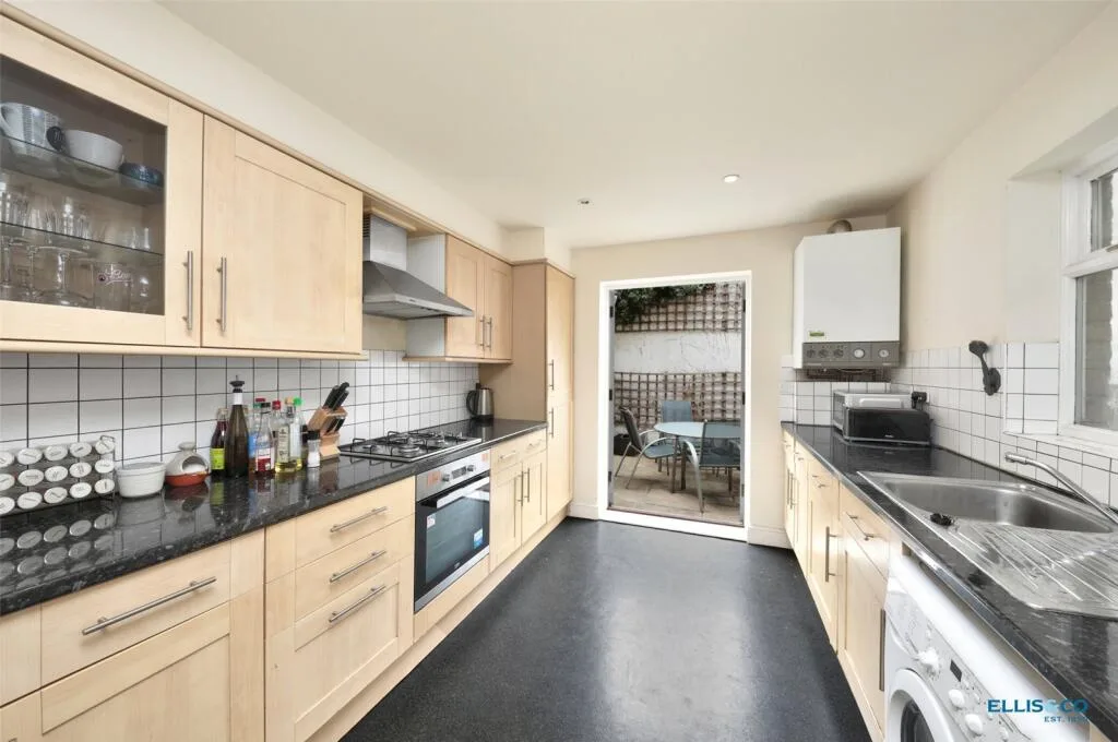 3 bedroom terraced house for rent