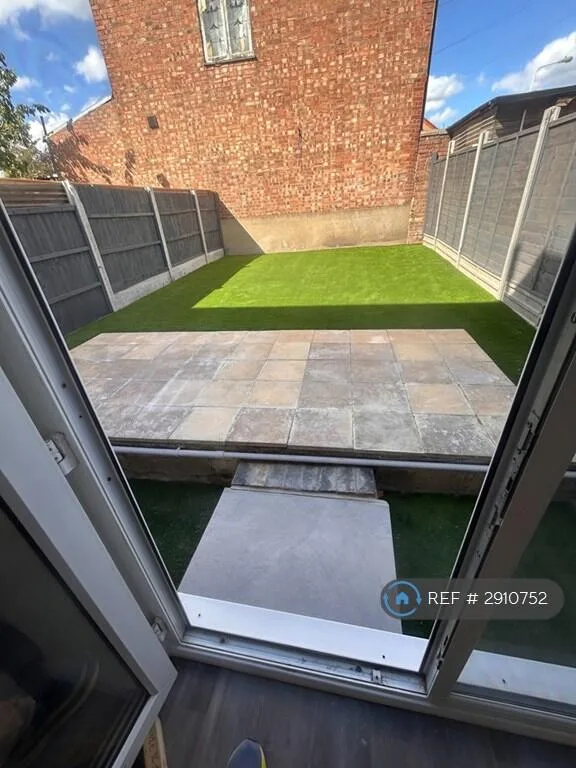 3 bedroom terraced house for rent