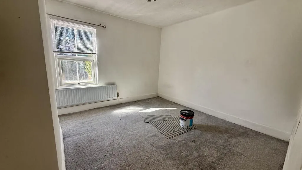 2 bedroom house for rent